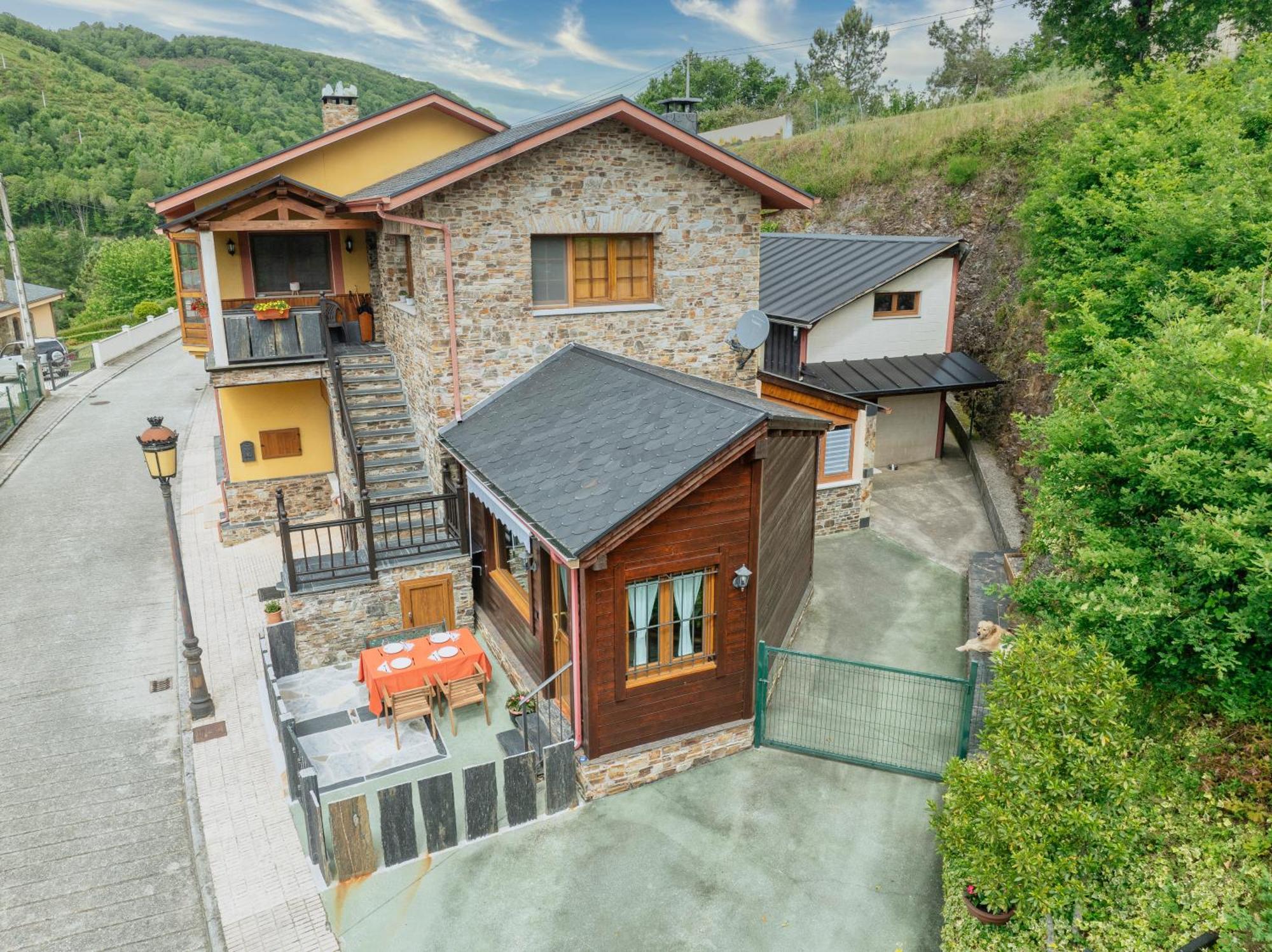 Appartement Rurales Tin Turismo